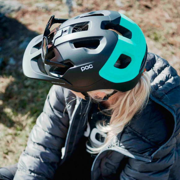 POC Axion Spin Helmet BLACK AND TURQUOISE S