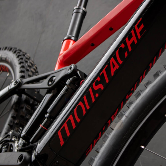 MOUSTACHE Samedi Game 4 LTD Bicicletta XT Freni 4 Pistoni ROSSO S