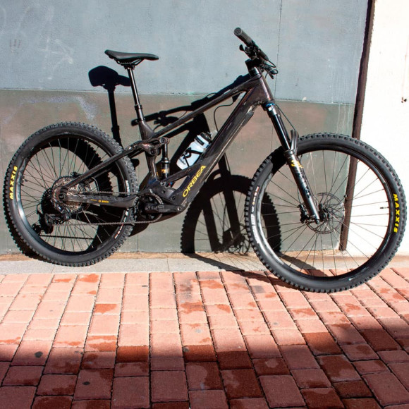 Bicicleta eléctrica ORBEA Wild M20 Custom Horquilla Fox 38 160 mm Grip 2023 ANTRACITA L