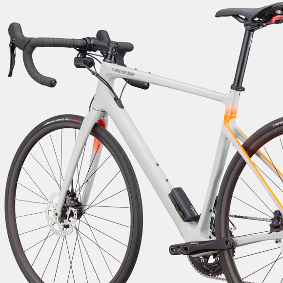 Bicicletta CANNONDALE Synapse Carbon 3 L Nuova BIANCO 58