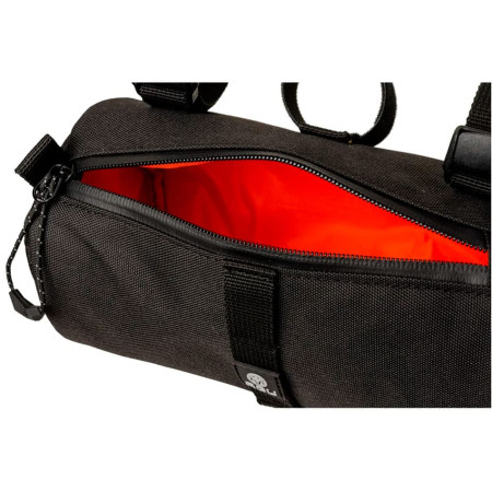 AGU Roll Venture Black 1.5L handlebar bag 