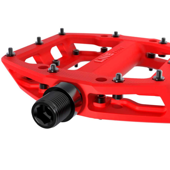 TREK Line Elite pedals red 