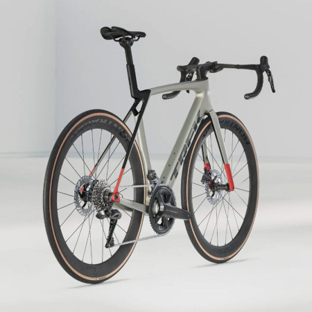 TREK Madone SL 7 Gen 8 2025 Bike GREY M