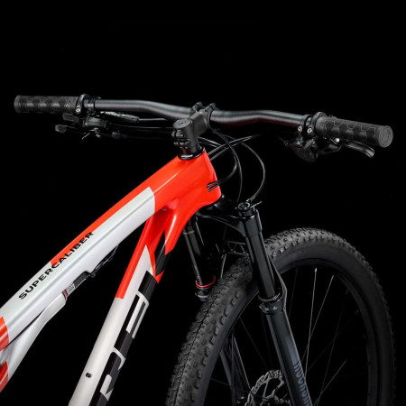 Bicicleta TREK Supercaliber SL 9.6 Gen 2 2025 VERMELHO L