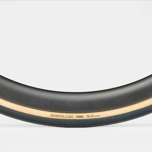 BONTRAGER Aeolus RSL TLR 700x26 mm tire 